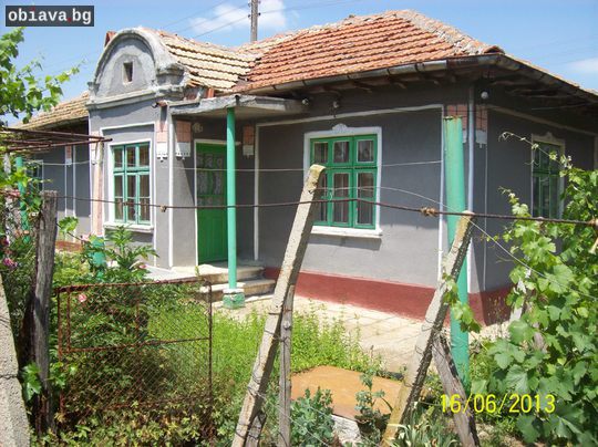 Продавам къща село Оборище област Вълчи дол | Къщи | Варна
