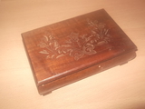 № 131 стара дървена кутия  - резбовани орнаменти-Колекции