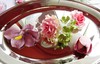 Сладка захарна декорация от „НОВА Кетъринг”, цветя от фондан | Храна и Ресторанти  - София-град - image 0