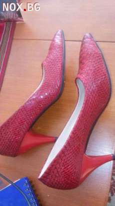 Елегантни червени обувки от лак-шагрен. | Официални Дамски Обувки | София-град