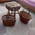 Малка кръгла масичка плетена табуретка с кошници е декор за | Дом и Градина  - Добрич - image 0