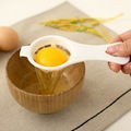 Прибор цедка за разделяне на жълтък от белтък на яйца-Дом и Градина
