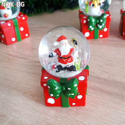 Коледно преспапие Подарък с Дядо Коледа или Снежен човек 7см | Други | Добрич