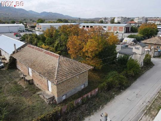 Продавам промишлена сграда в гр. Велики Преслав | Други Имоти | Шумен