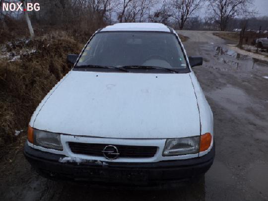 Опел Астра Ф комби 1.6 SZ на части | Автомобили | Пловдив